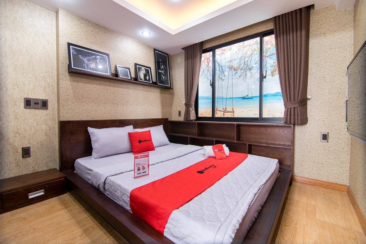 Reddoorz Plus @ Nguyen Trai Street Ho Şi Min Dış mekan fotoğraf