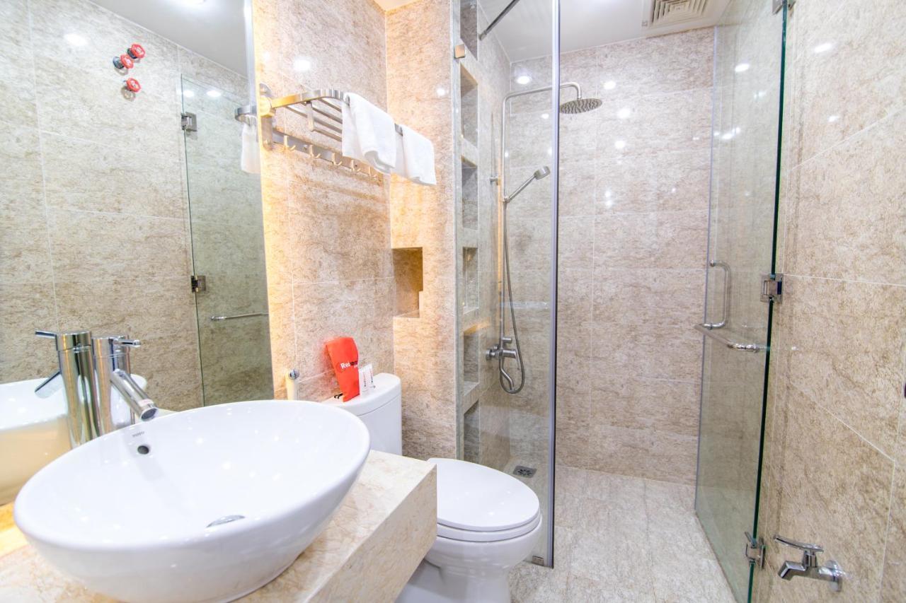 Reddoorz Plus @ Nguyen Trai Street Ho Şi Min Dış mekan fotoğraf