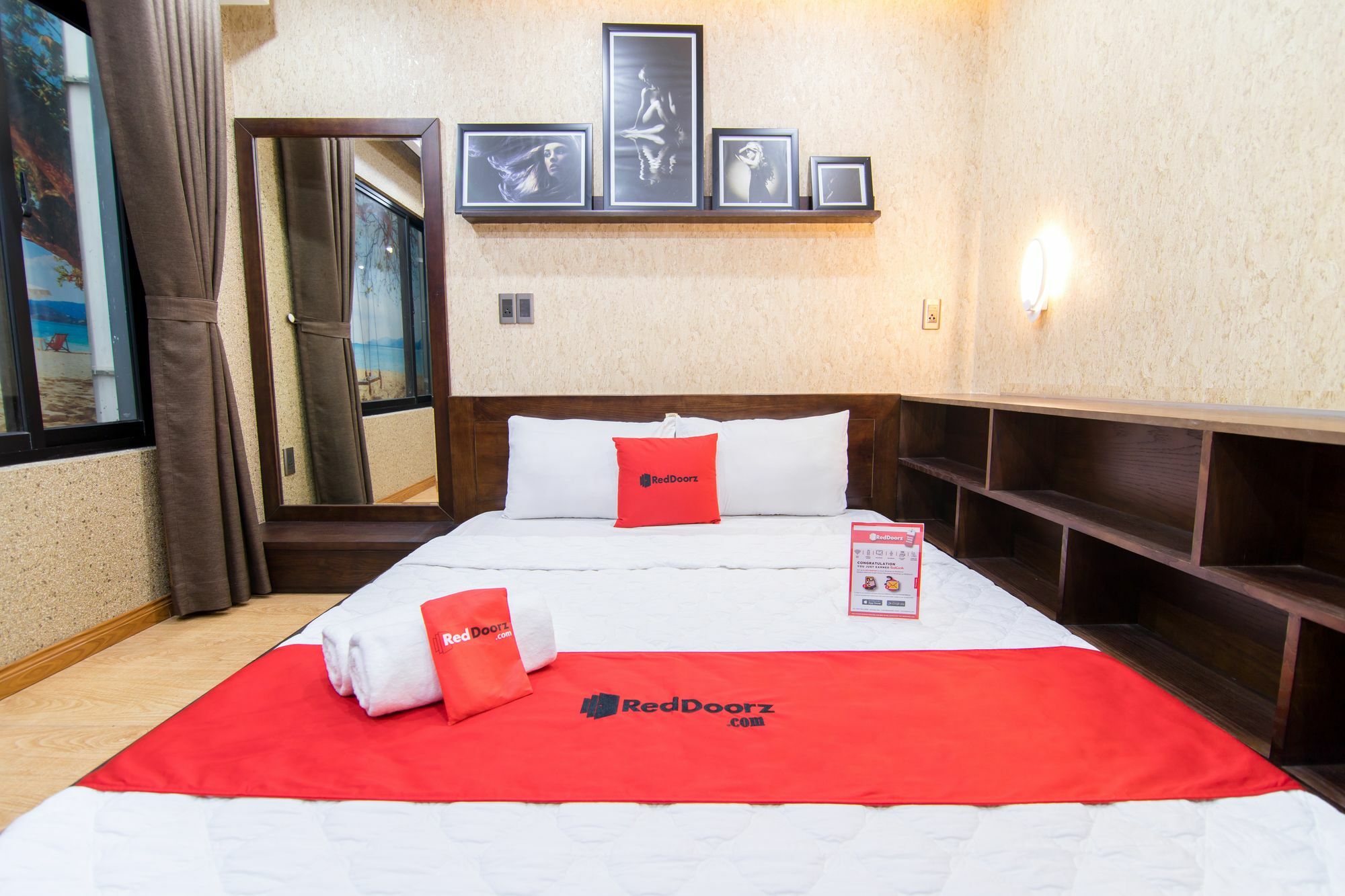 Reddoorz Plus @ Nguyen Trai Street Ho Şi Min Dış mekan fotoğraf
